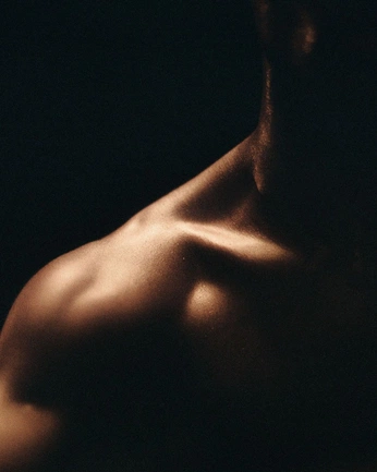 A cover of "Bodies" cluster. The owner is eclipse56. The cluster consists of 34 elements.