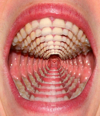 A cover of "Visuals" cluster. The owner is aristoothgap. The cluster consists of 3 elements.