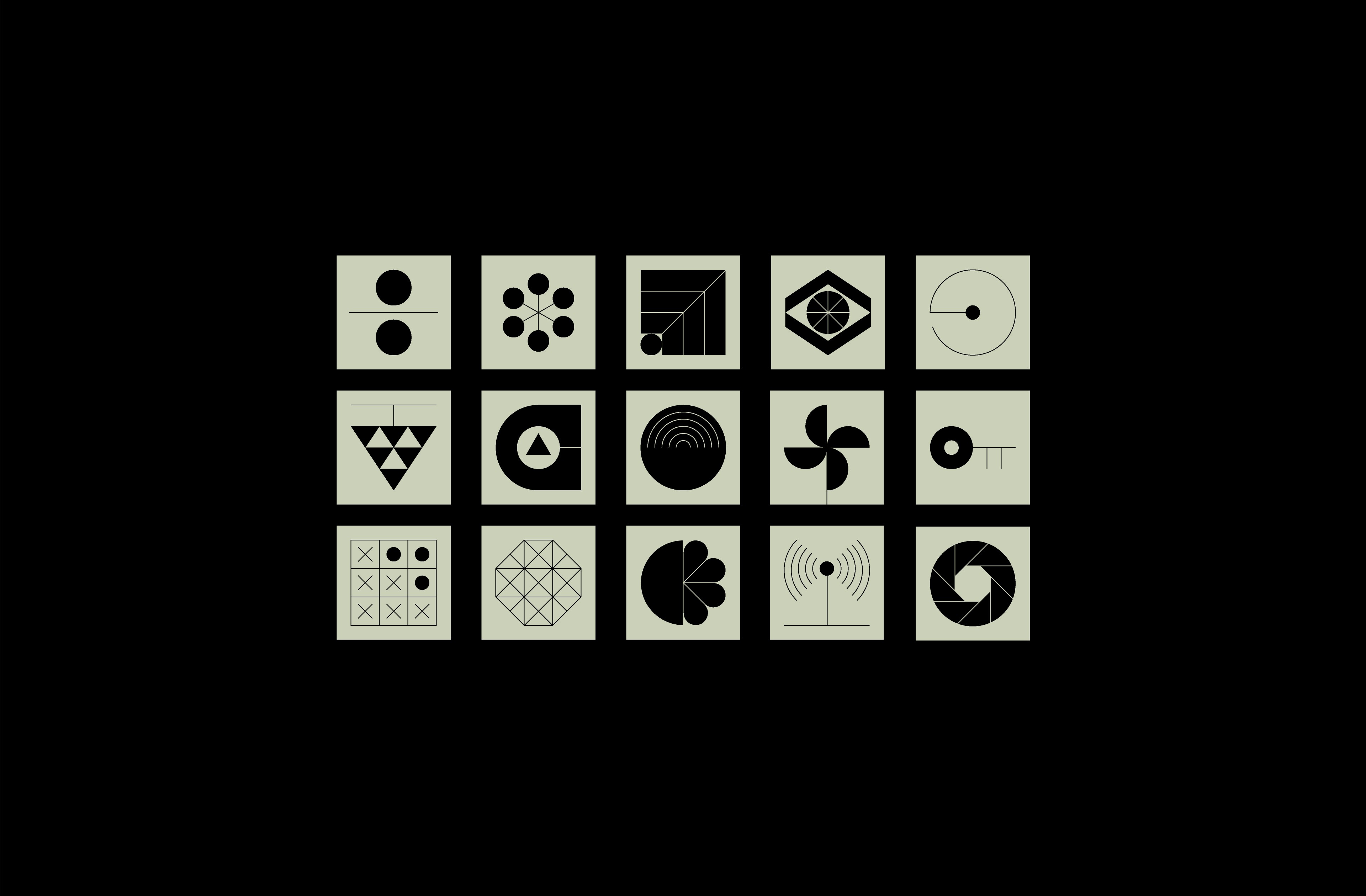 Branding and iconography for the game QuestyChess by Arkotype for client Questy.