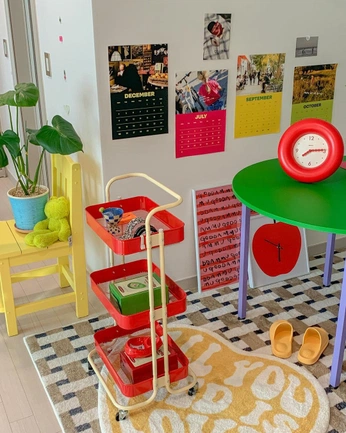 A cover of "Kids space" cluster. The owner is mstennett. The cluster consists of 1 element.