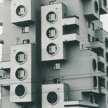 A cover of "wonderland" cluster. The owner is weav01. The cluster consists of 5 elements.