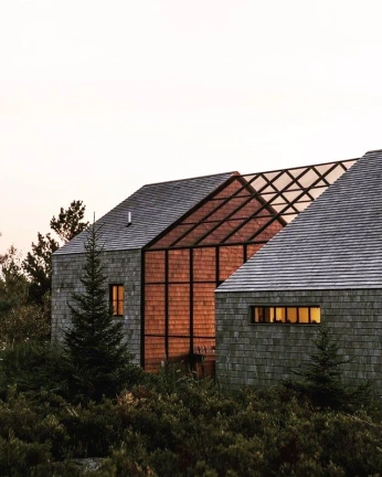 A cover of "Barn dreams" cluster. The owner is kyle360. The cluster consists of 5 elements.