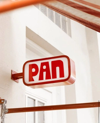 A cover of "UNO" cluster. The owner is jdomito. The cluster consists of 20 elements.