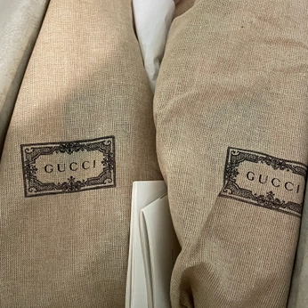 A cover of "blakewnelson" cluster. The owner is blake. The cluster consists of 14 elements.