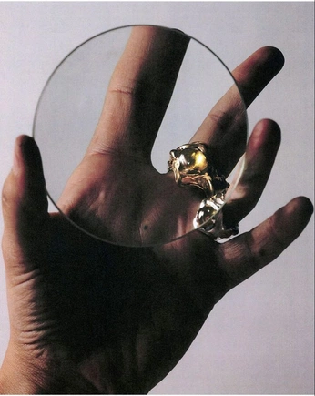 A cover of "monocle" cluster. The owner is gliss.studio. The cluster consists of 1 element.