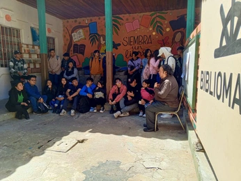 A cover of "Andy:3studiol" cluster. The owner is andy777. The cluster consists of 6 elements.