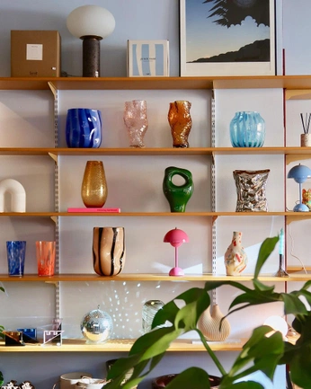 A cover of "HOME." cluster. The owner is bigred. The cluster consists of 17 elements.