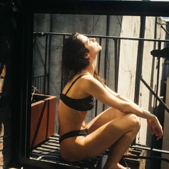 A cover of "Nude" cluster. The owner is urbl4d3. The cluster consists of 78 elements.