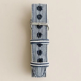 A cover of "Axs" cluster. The owner is greyblackpalette. The cluster consists of 2 elements.