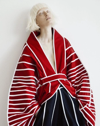 A cover of "Fashion" cluster. The owner is maitreyee13. The cluster consists of 19 elements.