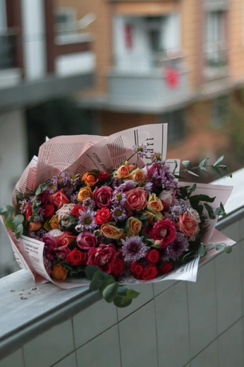 A cover of "flowers 💐" cluster. The owner is alexabaka. The cluster consists of 11 elements.