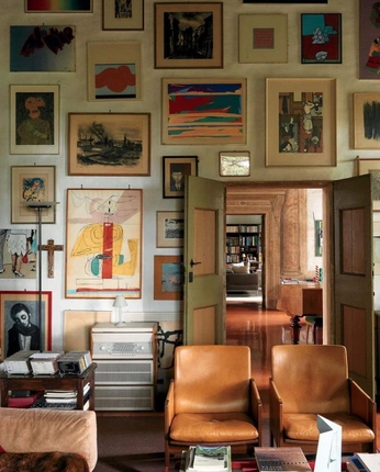 A cover of "study" cluster. The owner is malarie. The cluster consists of 1 element.