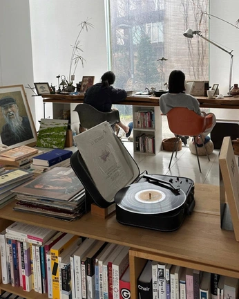 A cover of "id" cluster. The owner is natmald. The cluster consists of 24 elements.