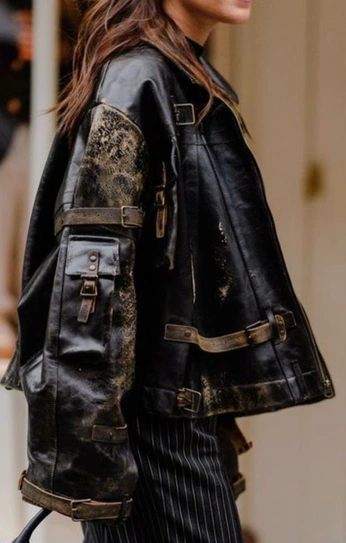 A cover of "chic" cluster. The owner is mqriaxo. The cluster consists of 23 elements.