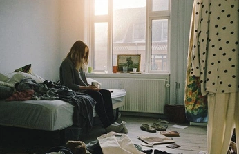 A cover of "thesis mood board" cluster. The owner is lgnbrwn. The cluster consists of 89 elements.