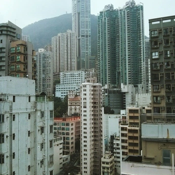 A cover of "cities" cluster. The owner is lefou. The cluster consists of 56 elements.