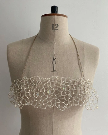 A cover of "Haute Couture" cluster. The owner is xiiizuritos. The cluster consists of 71 elements.