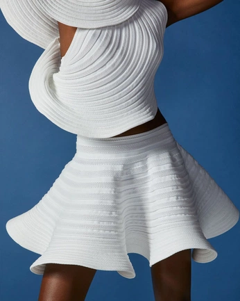 A cover of "op art" cluster. The owner is arcoba.lena. The cluster consists of 355 elements.