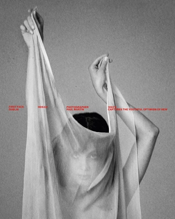 A cover of "Identity" cluster. The owner is crisuvalero. The cluster consists of 2 elements.