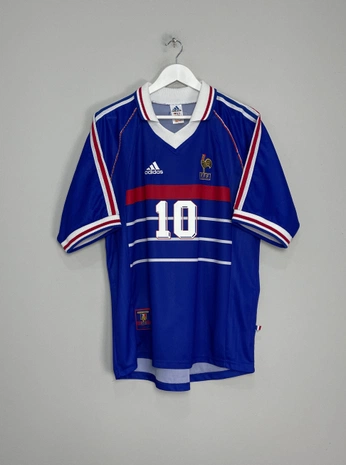 A cover of "Football KITS" cluster. The owner is mak777. The cluster consists of 109 elements.