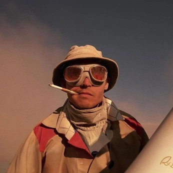 A cover of "Piktors" cluster. The owner is julesziz. The cluster consists of 42 elements.