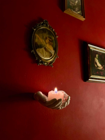 A cover of "Galleria" cluster. The owner is holoize. The cluster consists of 1 element.