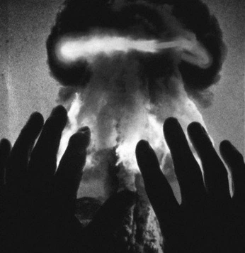 A cover of "Aesthetics" cluster. The owner is knightvisualz. The cluster consists of 80 elements.