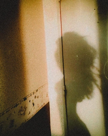 A cover of "Beauty" cluster. The owner is spaceyghost. The cluster consists of 2 elements.