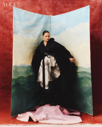 A cover of "Nicolas c" cluster. The owner is anamt. The cluster consists of 9 elements.