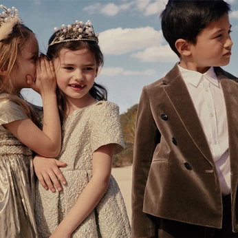 A cover of "color" cluster. The owner is yeomans. The cluster consists of 2 elements.