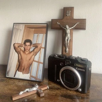 A cover of "yes" cluster. The owner is winemum. The cluster consists of 1 element.