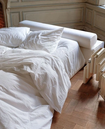 A cover of "HOME" cluster. The owner is geosayago. The cluster consists of 1 element.