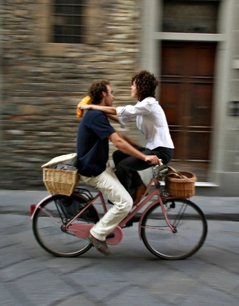 A cover of "may" cluster. The owner is anjawesthues. The cluster consists of 2 elements.