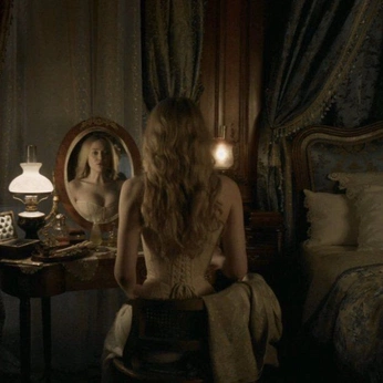 A cover of "tell me your thoughts." cluster. The owner is archvillain. The cluster consists of 7 elements.