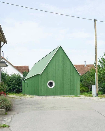 A cover of "tiny-homes" cluster. The owner is charaschoe. The cluster consists of 3 elements.