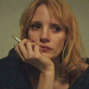 A cover of "GIRL" cluster. The owner is reiayanami. The cluster consists of 35 elements.