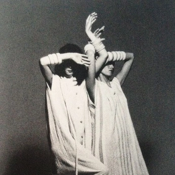 A cover of "fashionnn" cluster. The owner is kitty222. The cluster consists of 93 elements.