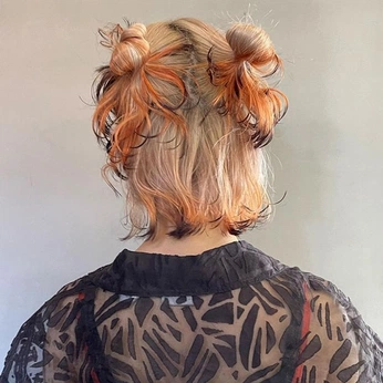 A cover of "Short dyed hair" cluster. The owner is vividorngff5e01. The cluster consists of 15 elements.