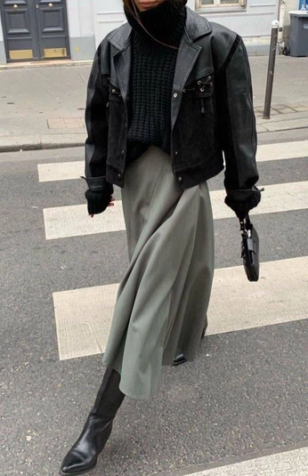 A cover of "content" cluster. The owner is aislinnwalker. The cluster consists of 2 elements.