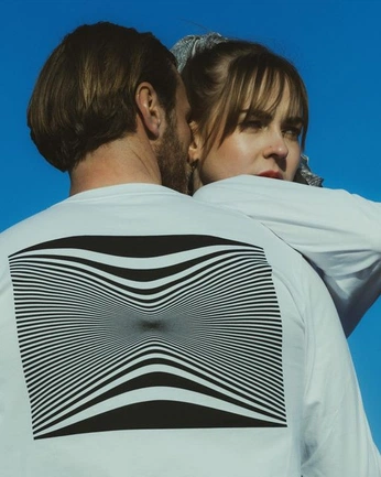 A cover of "Wave" cluster. The owner is aestrastudio. The cluster consists of 7 elements.