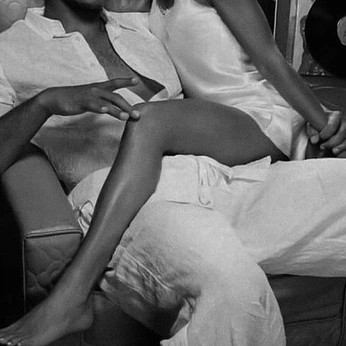 A cover of "TOUCH" cluster. The owner is thaisienna. The cluster consists of 41 elements.