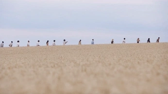 A cover of "locomotion" cluster. The owner is loremipsumzoe. The cluster consists of 20 elements.