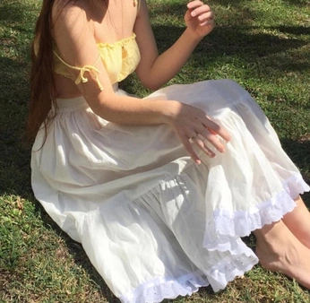 A cover of "Ropa" cluster. The owner is adrix. The cluster consists of 4 elements.