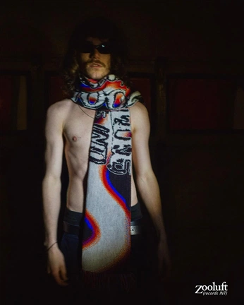 A cover of "EVNCK SCARF" cluster. The owner is mateuszota. The cluster consists of 10 elements.