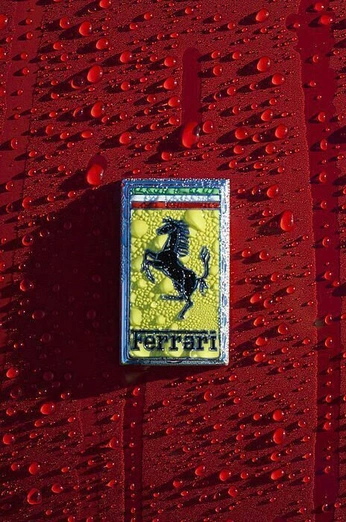 A cover of "AESTHETIC CAR" cluster. The owner is benjaminlghe. The cluster consists of 1 element.