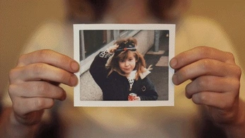 A cover of "younger me" cluster. The owner is lindeschreuder. The cluster consists of 12 elements.