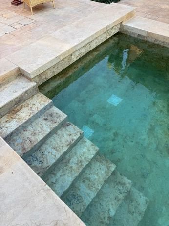 A cover of "Luxor love" cluster. The owner is cosmopolya. The cluster consists of 25 elements.