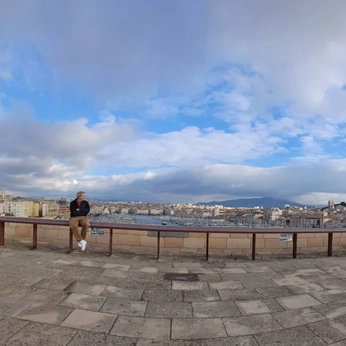 A cover of "sdk" cluster. The owner is aurelyen. The cluster consists of 3 elements.