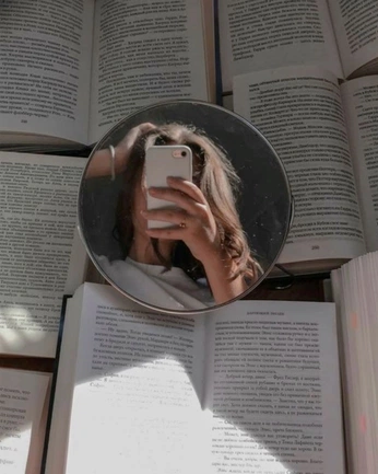 A cover of "DEEP GAZE moodboard" cluster. The owner is yuyubas. The cluster consists of 10 elements.