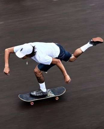 A cover of "PHOTOGRAPHY INSPO" cluster. The owner is mykeg. The cluster consists of 72 elements.